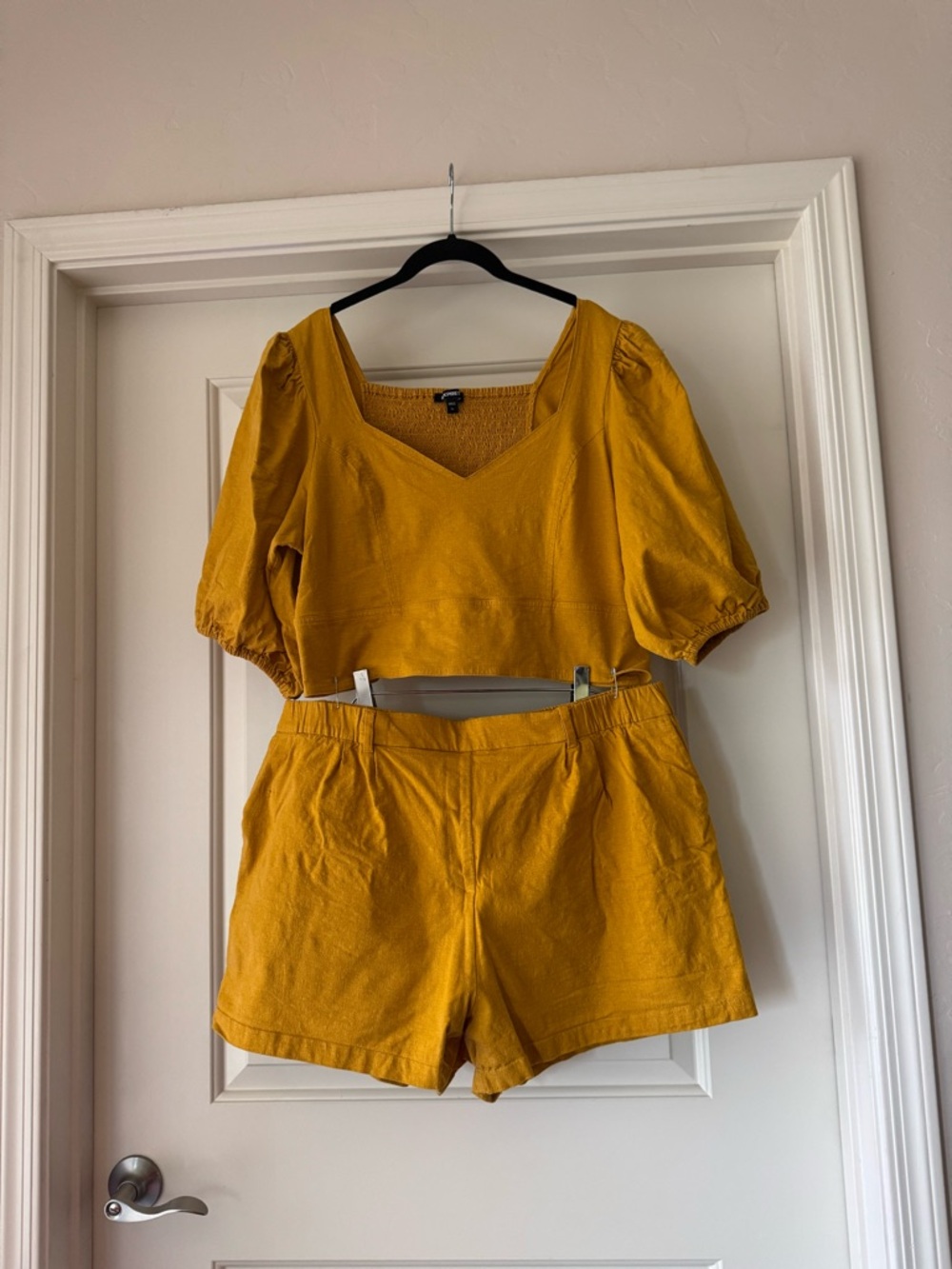 EXPRESS Mustard Linen-Blend Two-Piece Set – Size XL